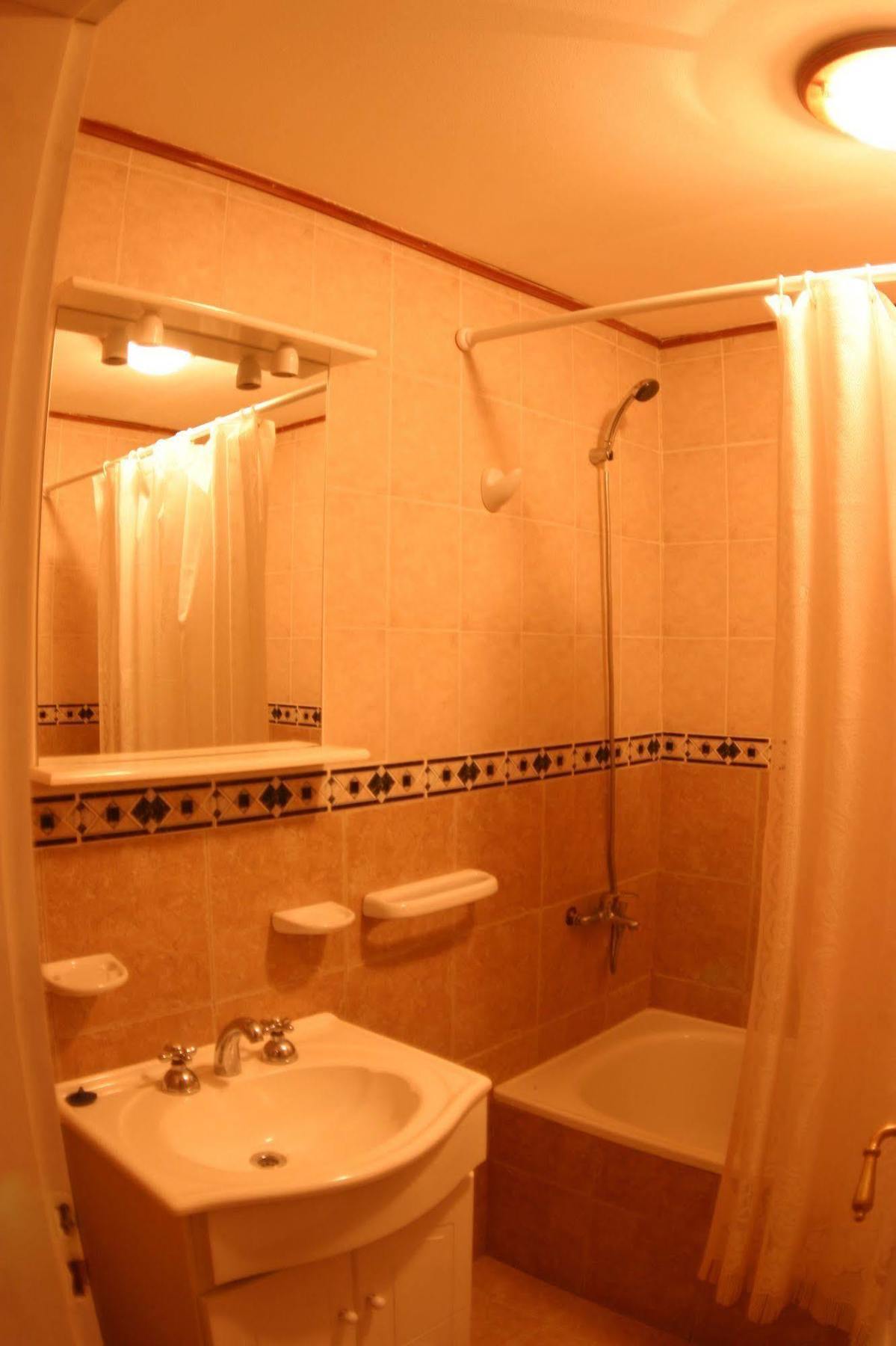 Hostel De Las Manos إل كالافاتي المظهر الخارجي الصورة
